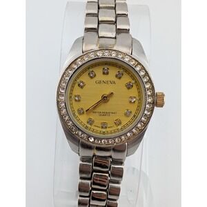 Geneva Watch Women 26mm Case Crystal Bezel 7.25" Two Tone Band- New Battery